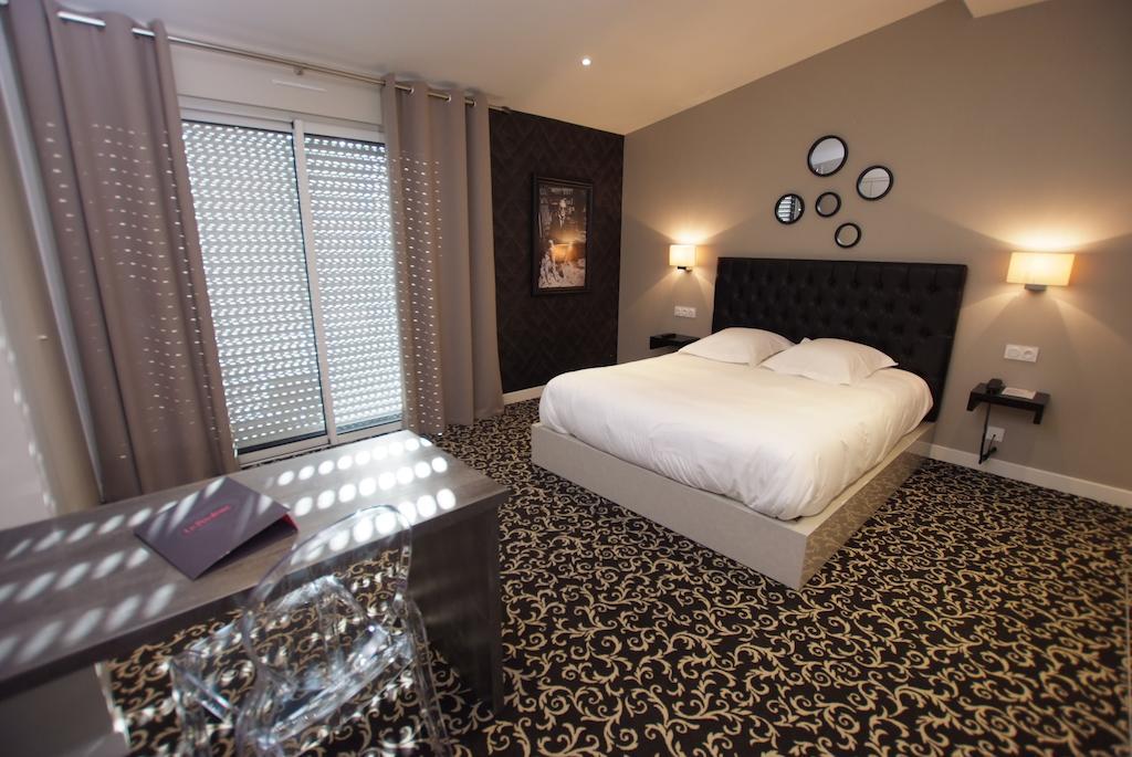 Le Privilege Chateaubourg  Ngoại thất bức ảnh